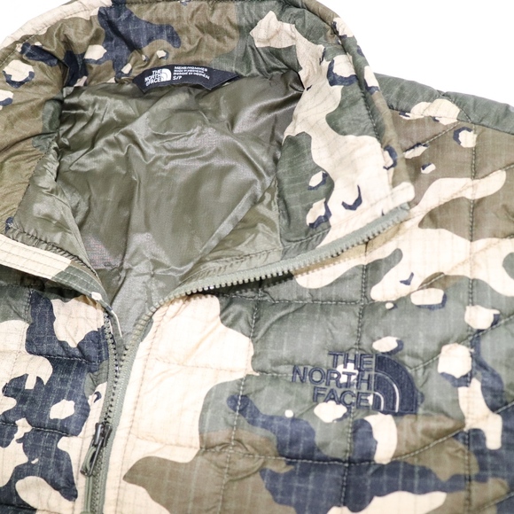 Camo Men's Thermoball Jacket by North Face NEW - Picture 5 of 5